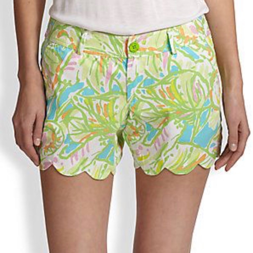 Lilly Pulitzer Buttercup elephant ears shorts. sz4 - Picture 5 of 6